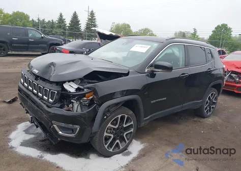 2018 Jeep Compass Limited 4X4 из США, поврежденный, VIN 3C4NJDCB5JT399323